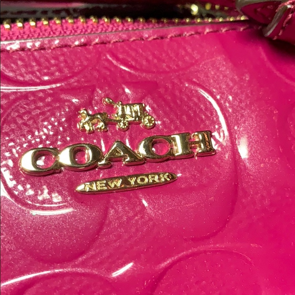 NWT Cranberry Coach crossbody. - Picture 7 of 11
